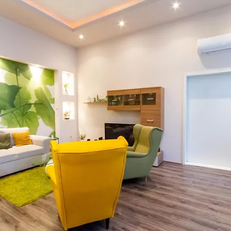 Galerie Grandeur With 2br By Nw Lägenhet