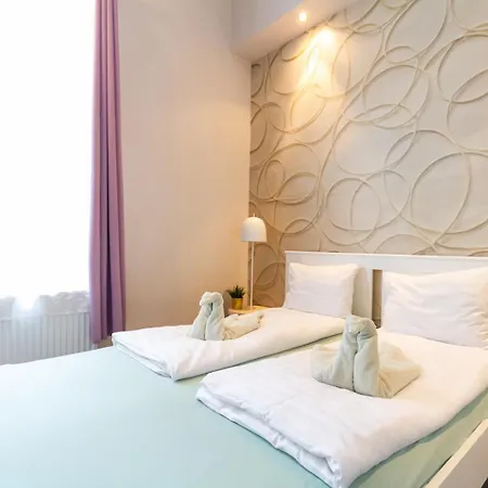 Galerie Grandeur With 2br By Nw *