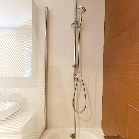 公寓 Galerie Grandeur With 2br By Nw *