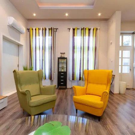 Galerie Grandeur With 2br By Nw * Budapest