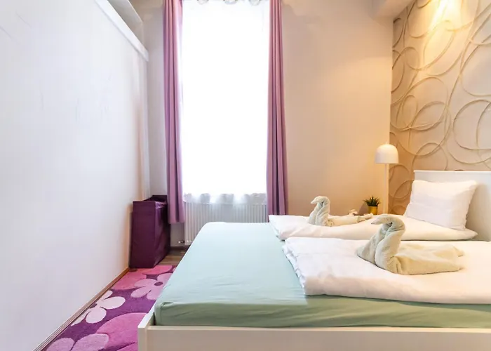 Galerie Grandeur With 2br By Nw アパート