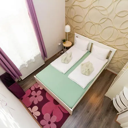 Galerie Grandeur With 2br By Newave * בודפשט